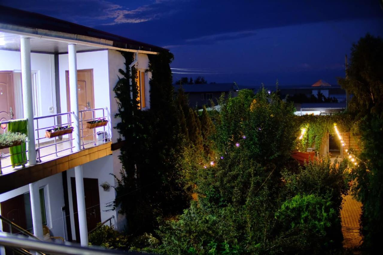 Hotel В Гостях На Иссык-Куле Cholpon-Ata Exterior foto